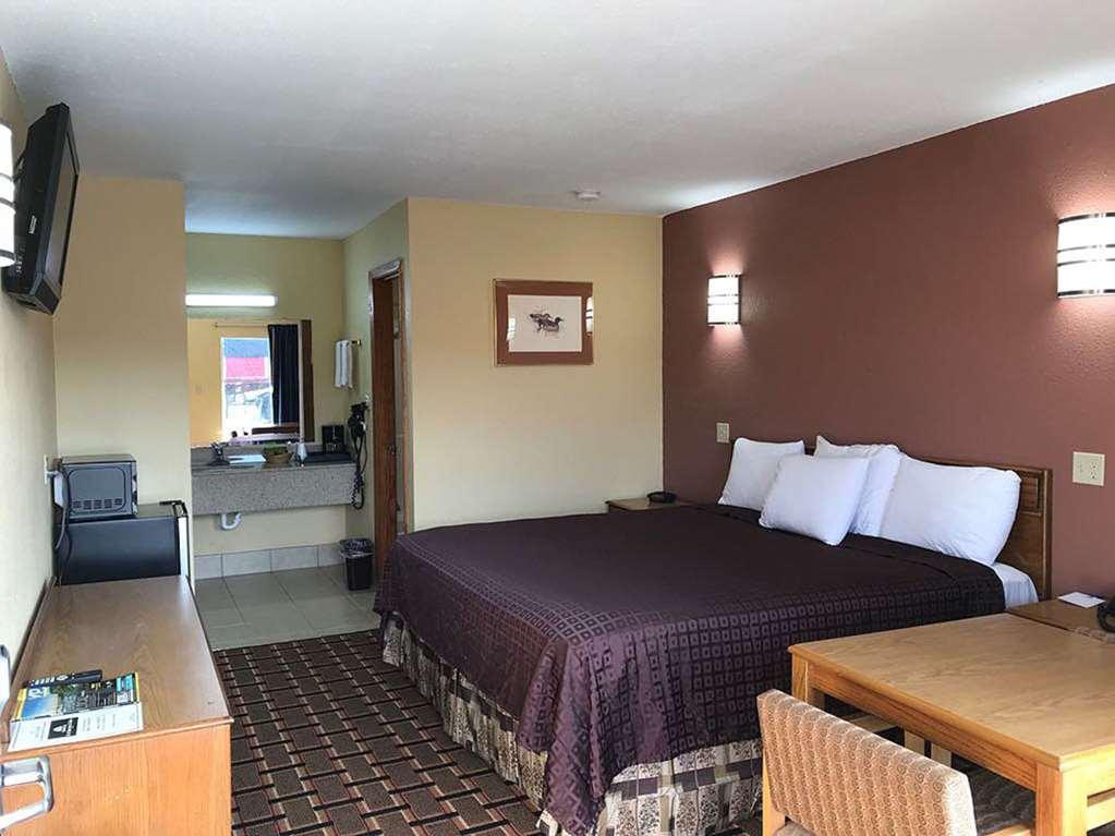 Americas Best Value Inn-Indianola Room photo
